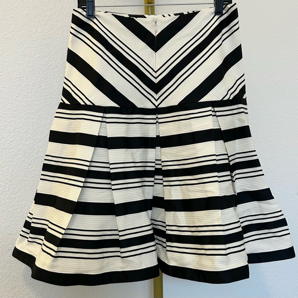 ALEXIS Emmerson Midi Skirt - Picture 5 of 10